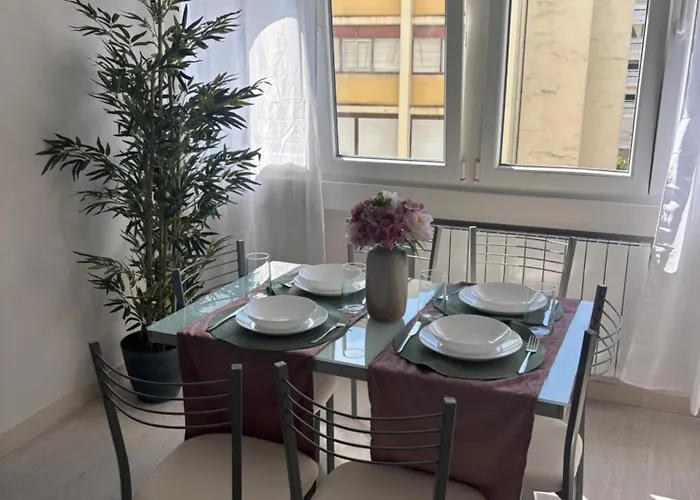 Martina Deluxe Apartment *